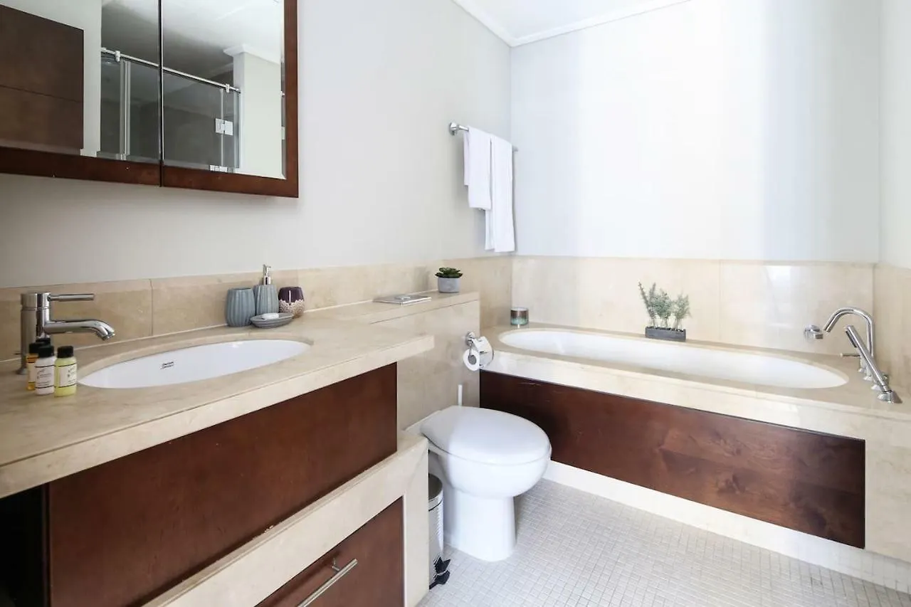 Frank Porter - South Ridge 3 Apartment Dubai United Arab Emirates