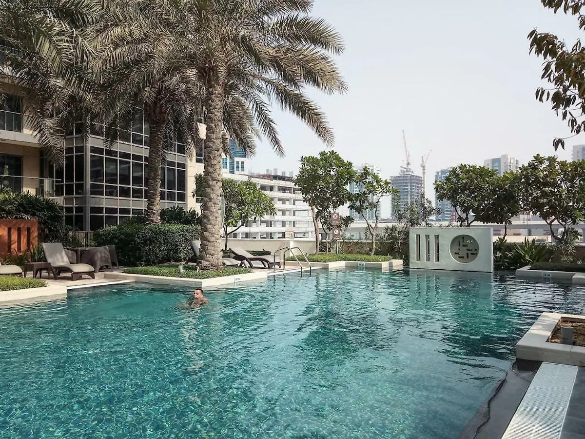 Frank Porter - South Ridge 3 Apartment Dubai